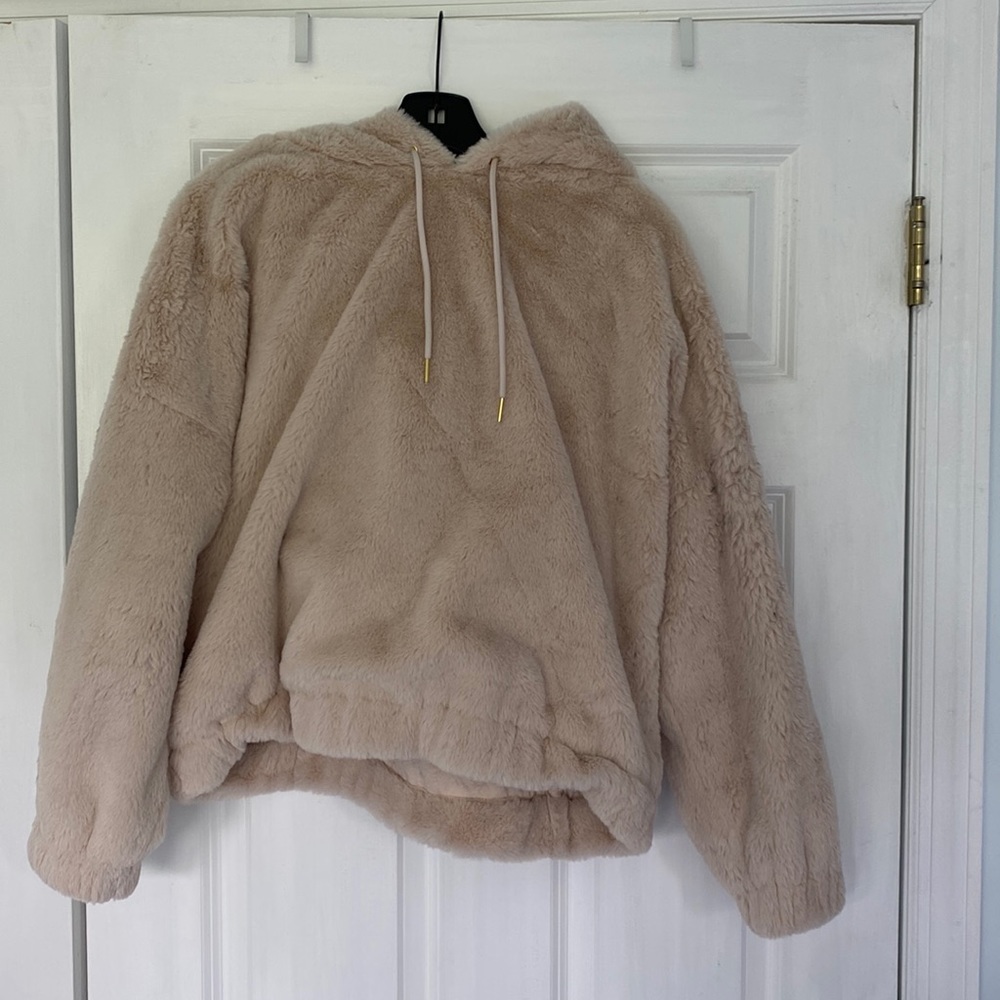 Express Fluffy Pink Sherpa, Size Medium